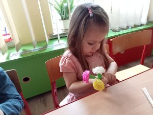 WIOSENNE WARSZTATY W SZKOŁACH I PRZEDSZKOLACH